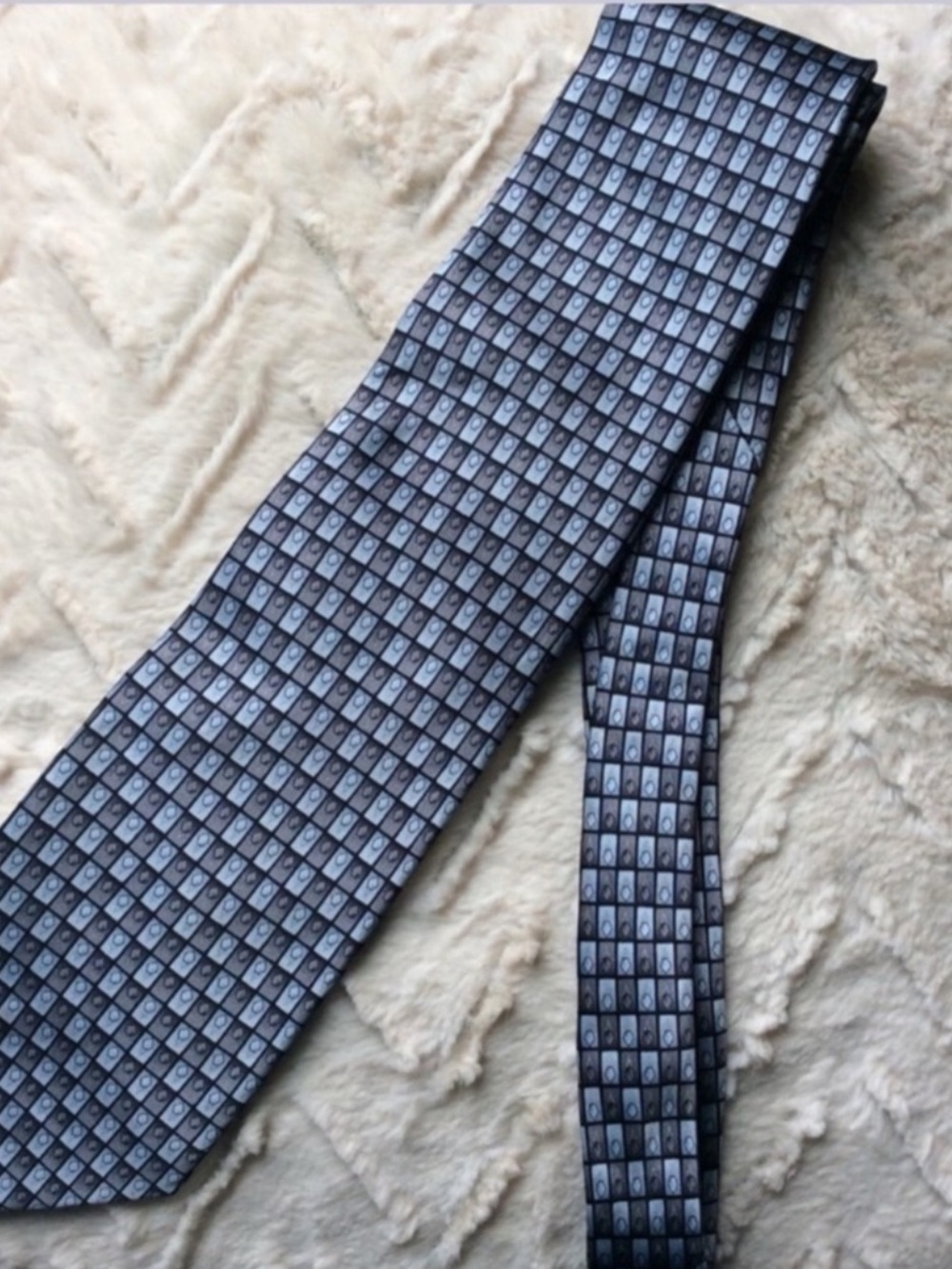 KILBURNE & FINCH Luxury Silk Tie